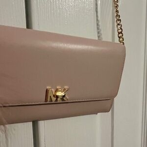 Michael Kors Crossbody purse